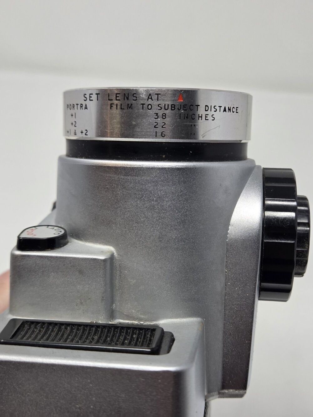 Kodak Zoom 8 Reflex Camera Automatic f/1.9 Working 8mm w/ Vintage Film - Picture 10 of 16